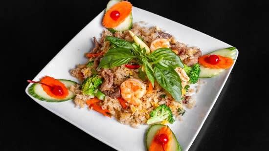 C10. Combo Stir Fried Rice - Cơm Chiên Thập Cẩm