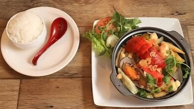 S12. Seafood Hot Pot - Đô Biến Kho Tô