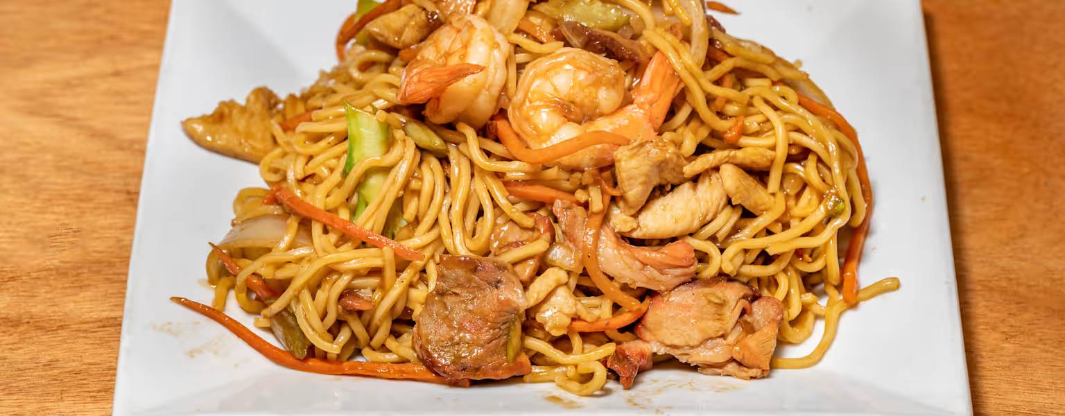 Chicken Lo Mein