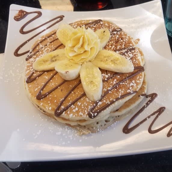 Banana Caramel Pancakes
