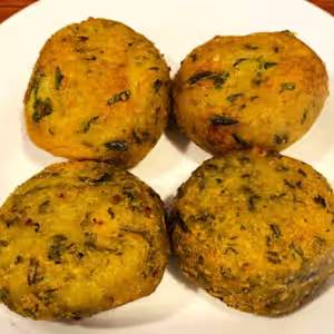 Saag Tikki (4 pcs )