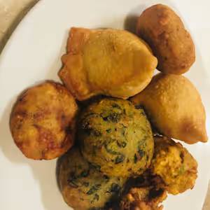 Vegetarian Platter ( 8 pcs )
