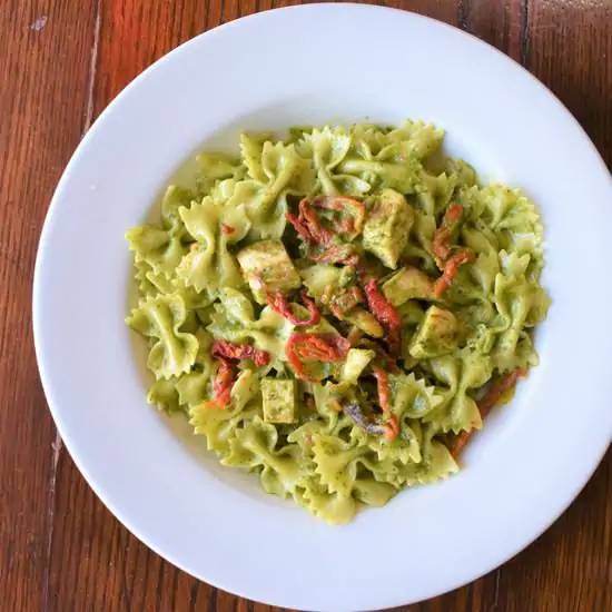 Farfalle Pesto