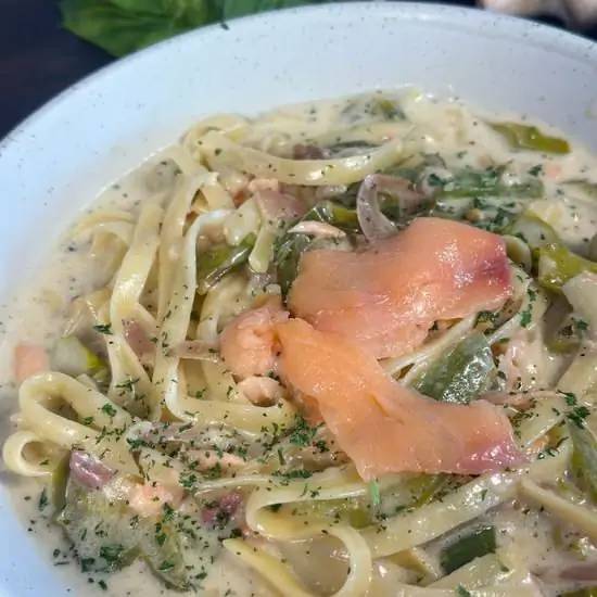 Smoked Salmon Pasta