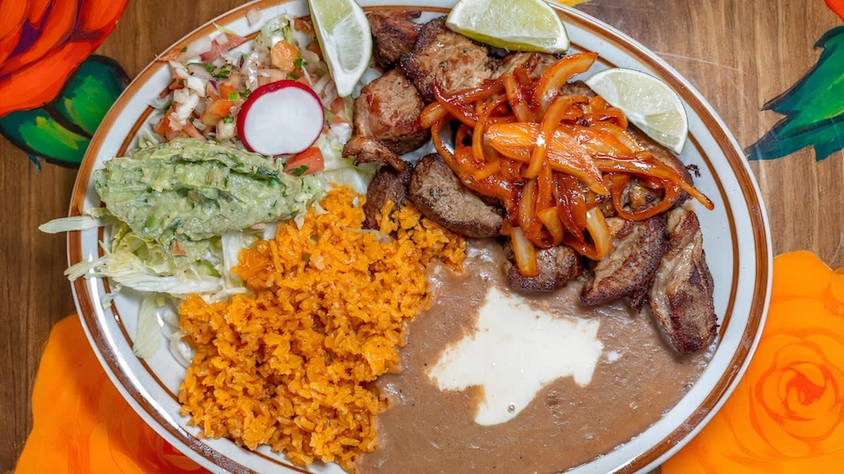 Carnitas Dinner