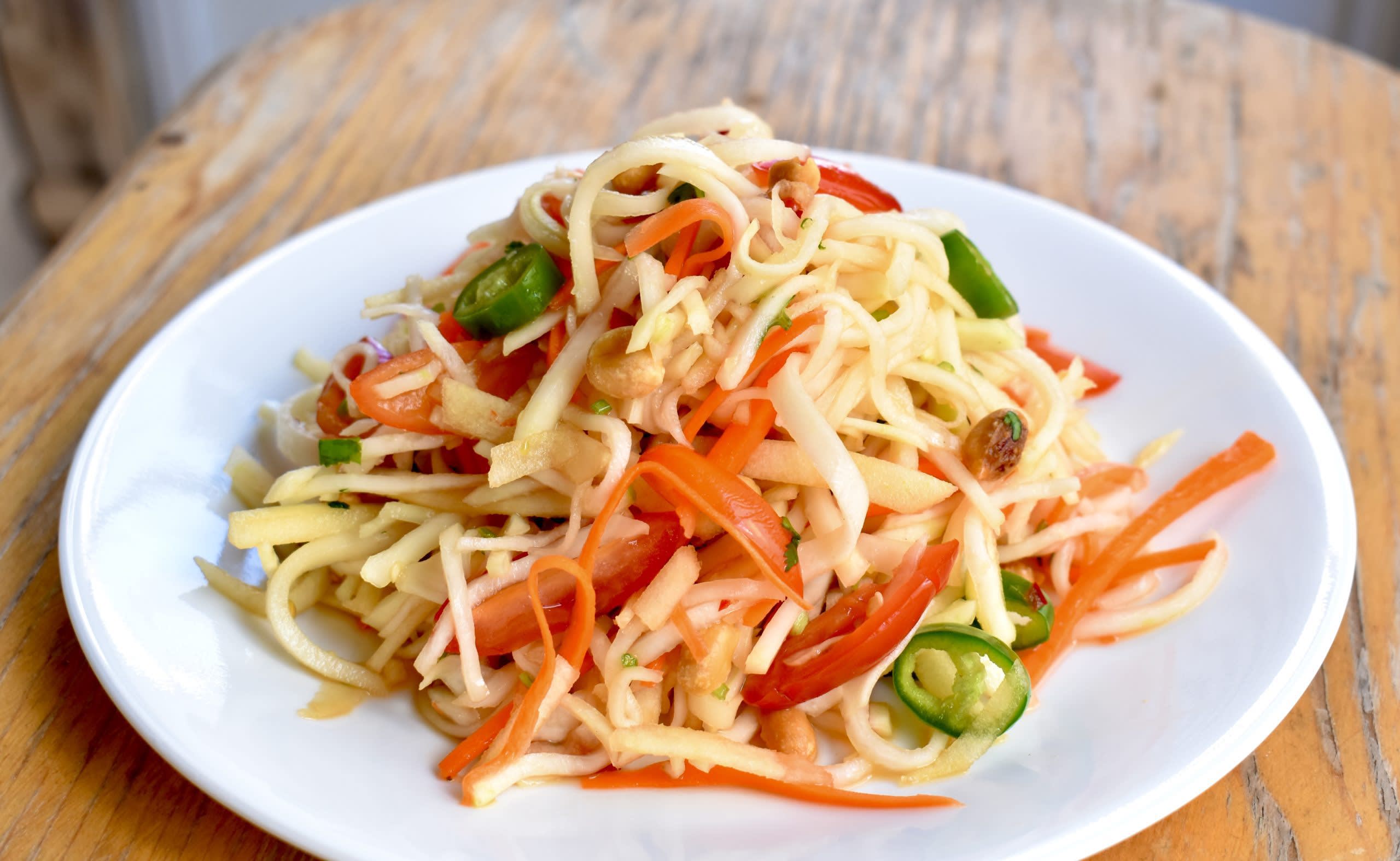 Som Tom Salad