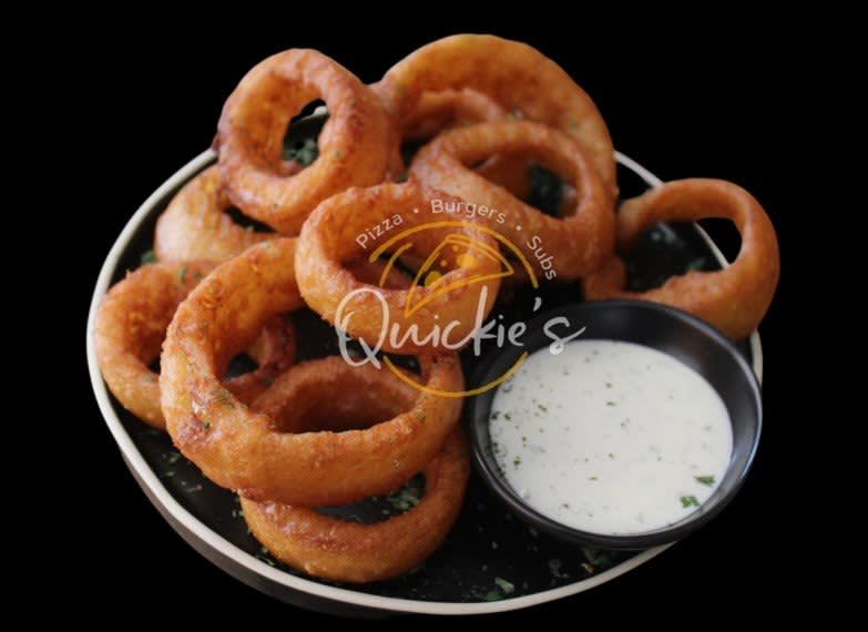 Gourmet Onion Rings with Ranch Sauce