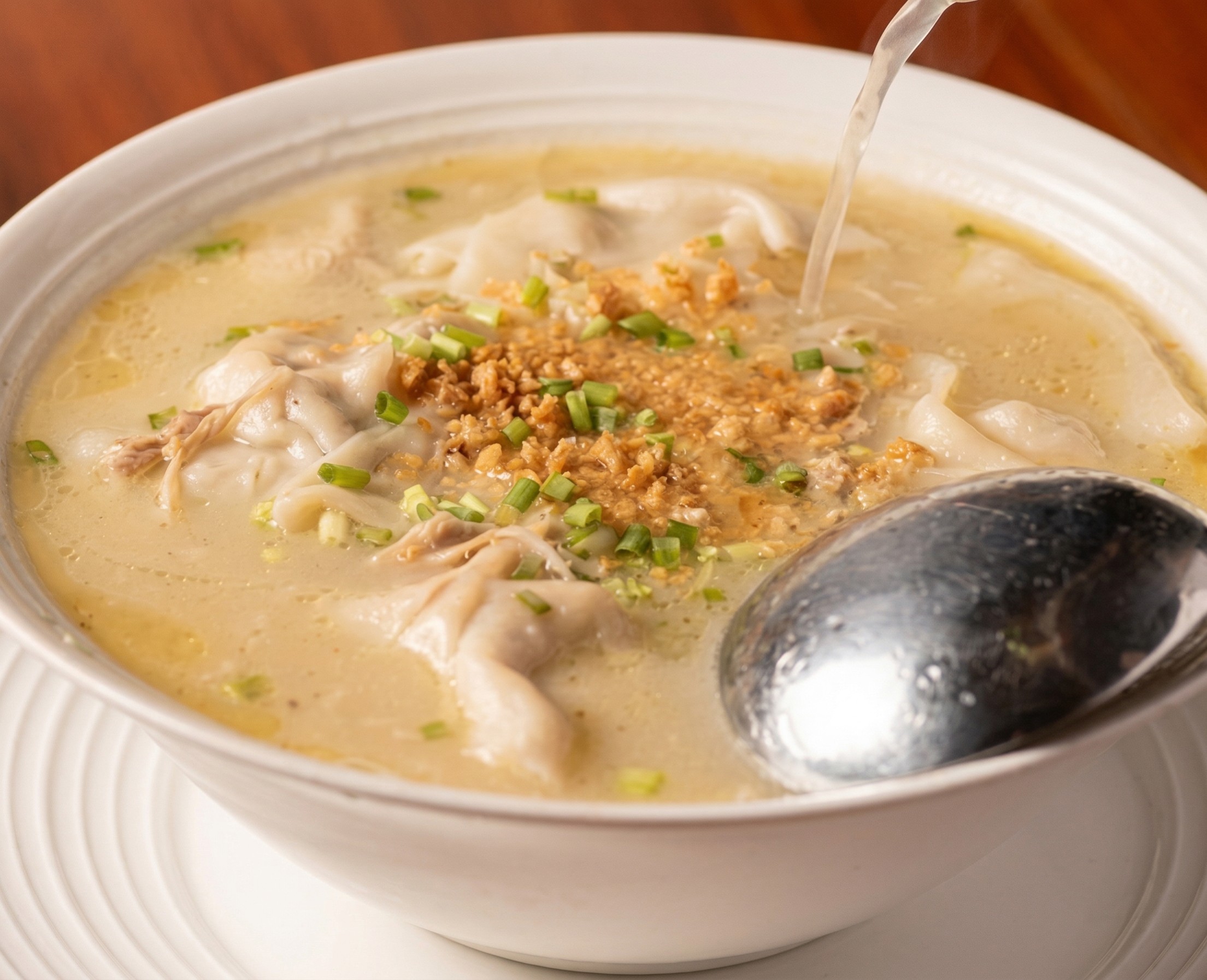 Molo Soup 
