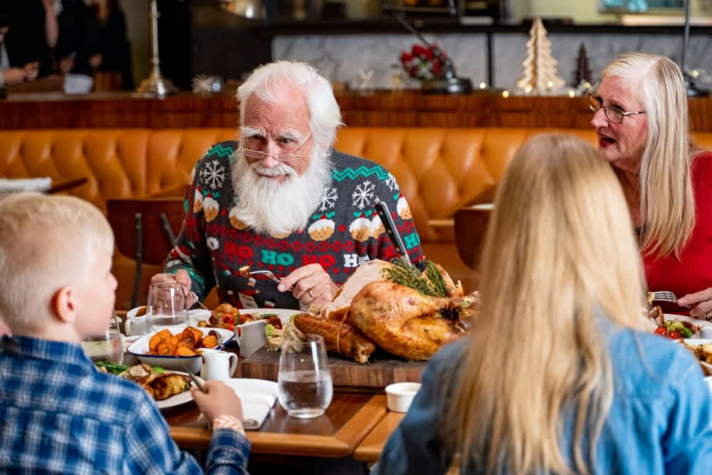 How to Convert Holiday Guests Into Loyal, Year-Round Customers