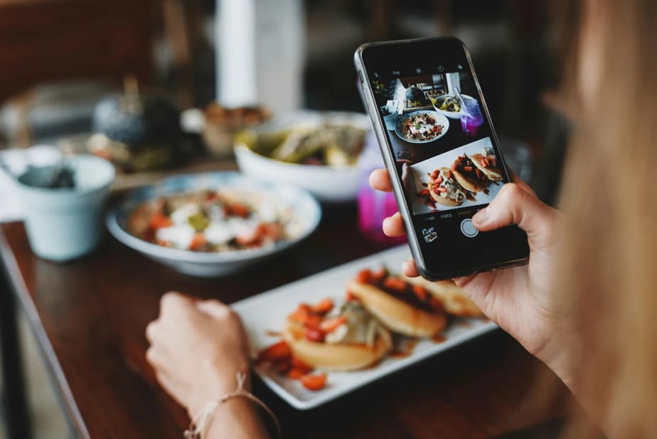 TikTok Marketing for Restaurants: Turning Scrolls Into Online Orders