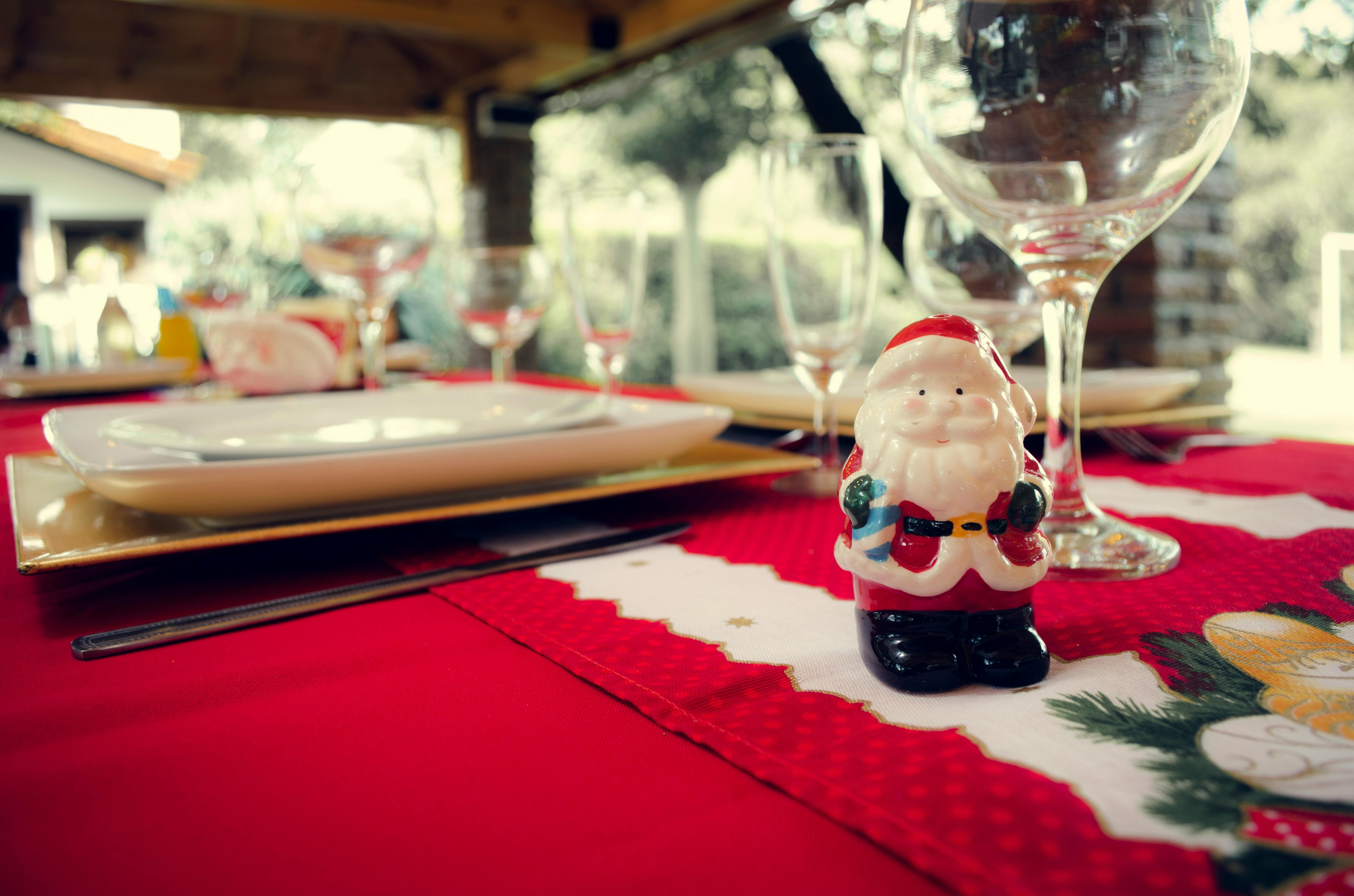Holiday Marketing Ideas for Restaurants That Increase Revenue and Customer Loyalty