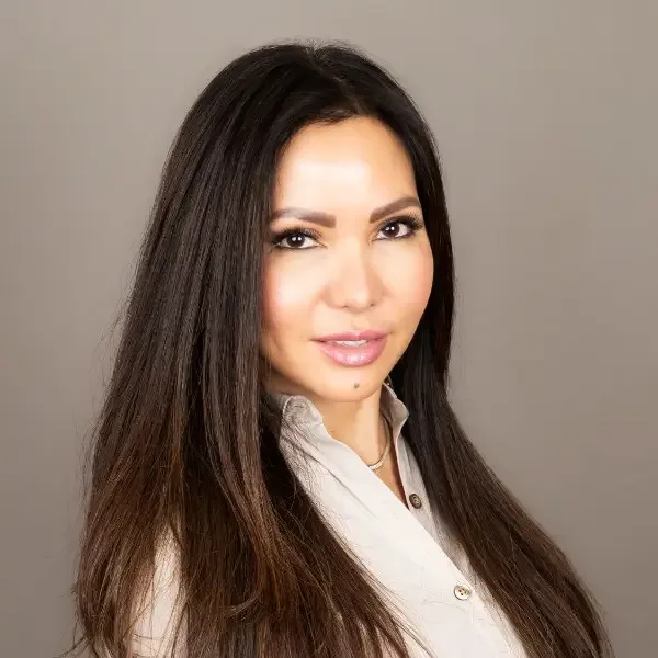 Clarissa Fegan, MBA, RN, CASC