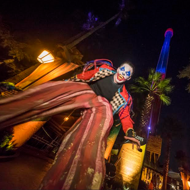 Howl-O-Scream