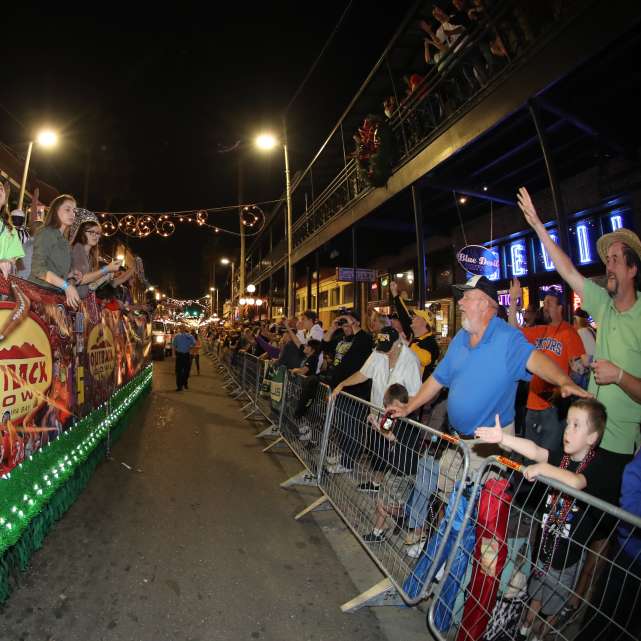 Outback Bowl New Year's Eve Parade