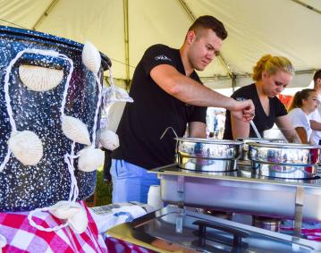 https://res.cloudinary.com/simpleview/image/upload/crm/newportri/Great-Chowder-Cook-Off-2016_Credit-Discover-Newport-31_5297ecb8-5056-b3a8-49f82c68947640c5.jpg