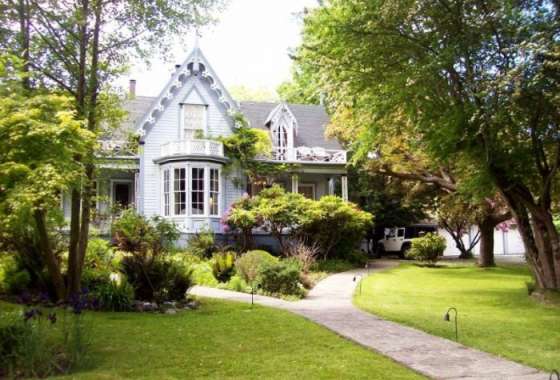 Shaw House Inn