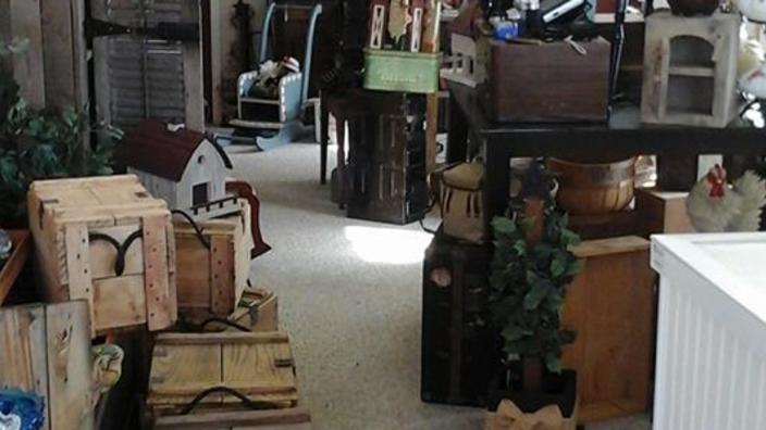 Red Door Antiques - Red Door Antiques