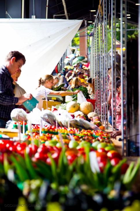 Shoppers Fulton Street Farmers Market in Grand Rapids, MI