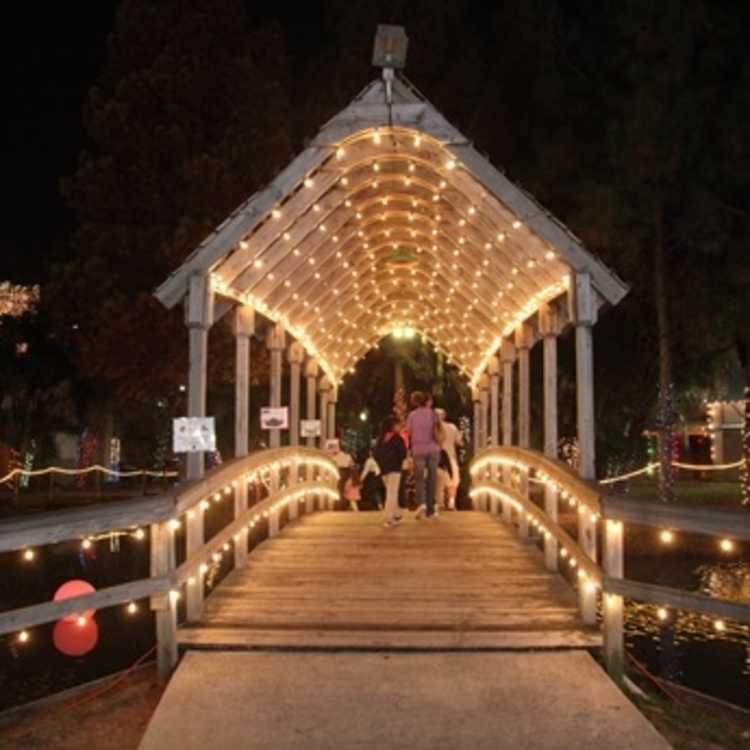 Kenner Christmas Village