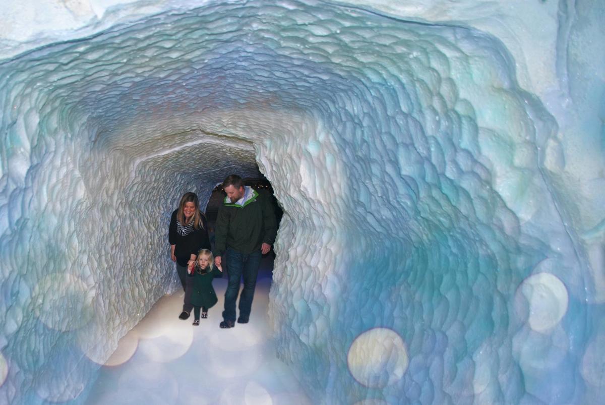 Ruby Falls Christmas Underground