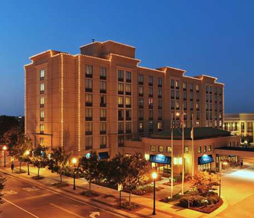 Hilton Garden Inn Virginia Beach Town Center