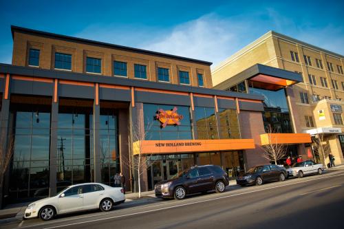 Exterior of The Knickerbocker – New Holland Brewing in Grand Rapids, Michigan