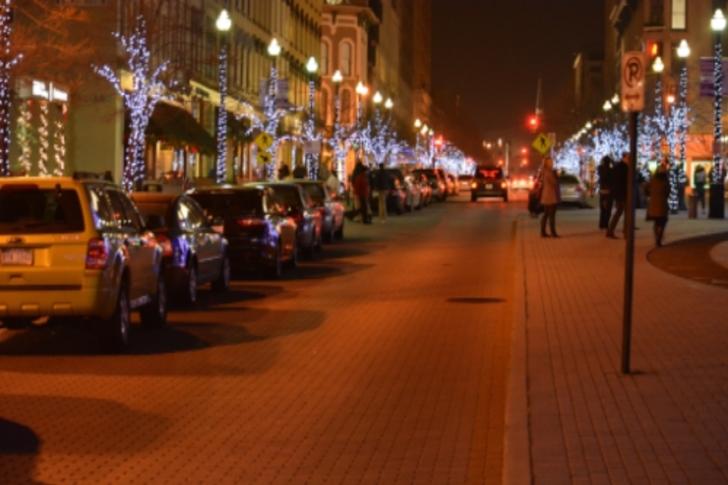 Monroe Center holiday lights in downtown Grand Rapids