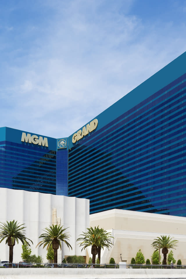mgm grand casino address