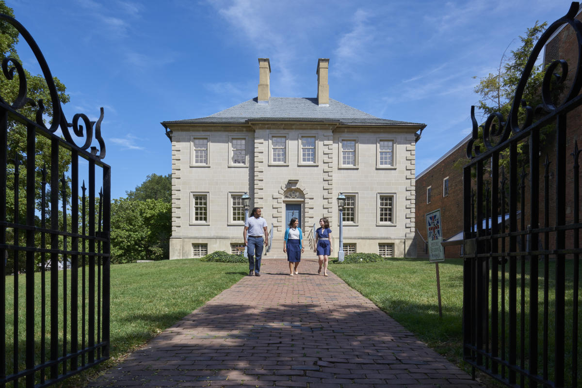 carlyle house tours