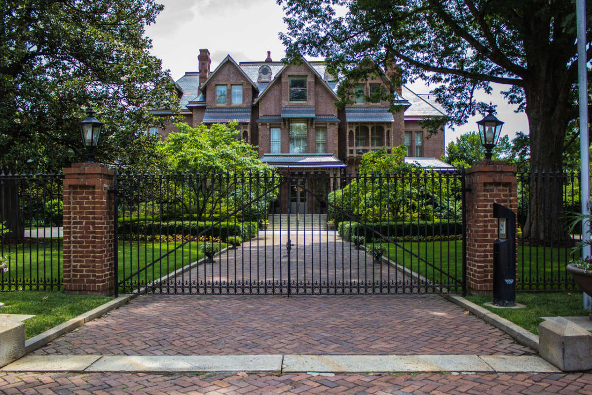 North Carolina Executive Mansion Raleigh, NC 27601