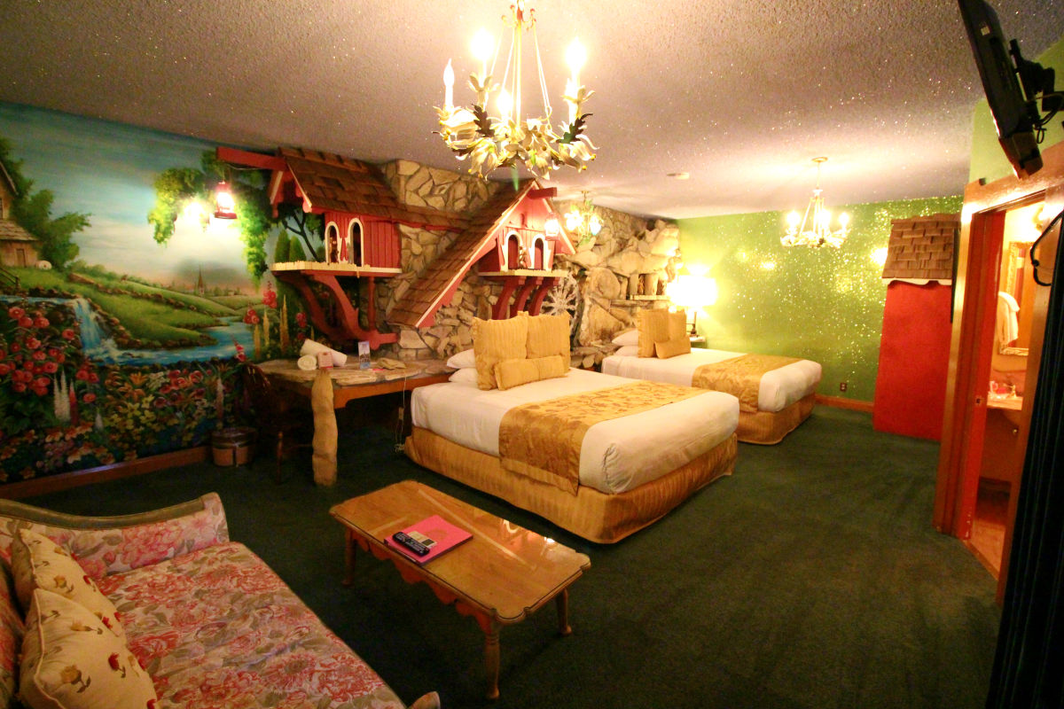 Madonna Inn Room Reservations Madonna Inn Room Reservations