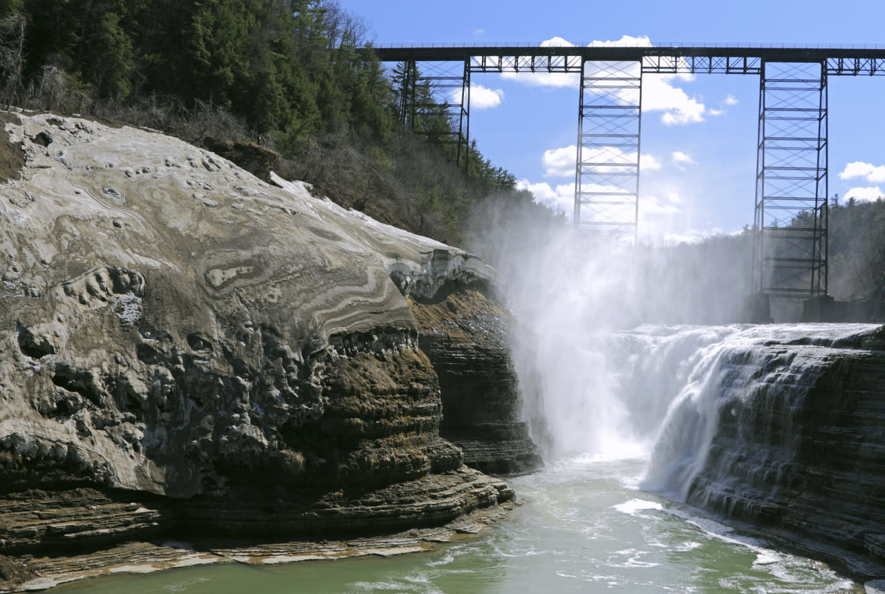 letchworth personals Letchworth state park by maureen jones and melisa jones letchworth gorge, also deemed “the grand canyon of the east”, offers a prime example of the power of the mighty genesee river. letchworth personals Letchworth state park by maureen jones and melisa jones letchworth gorge, also deemed “the grand canyon of the east”, offers a prime example of the power of the mighty genesee river.