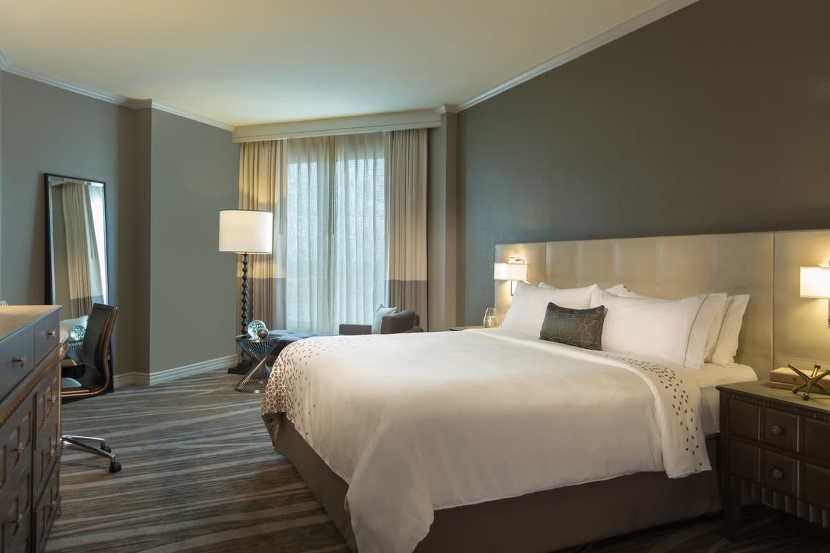 Couples Getaway in Tampa, Florida