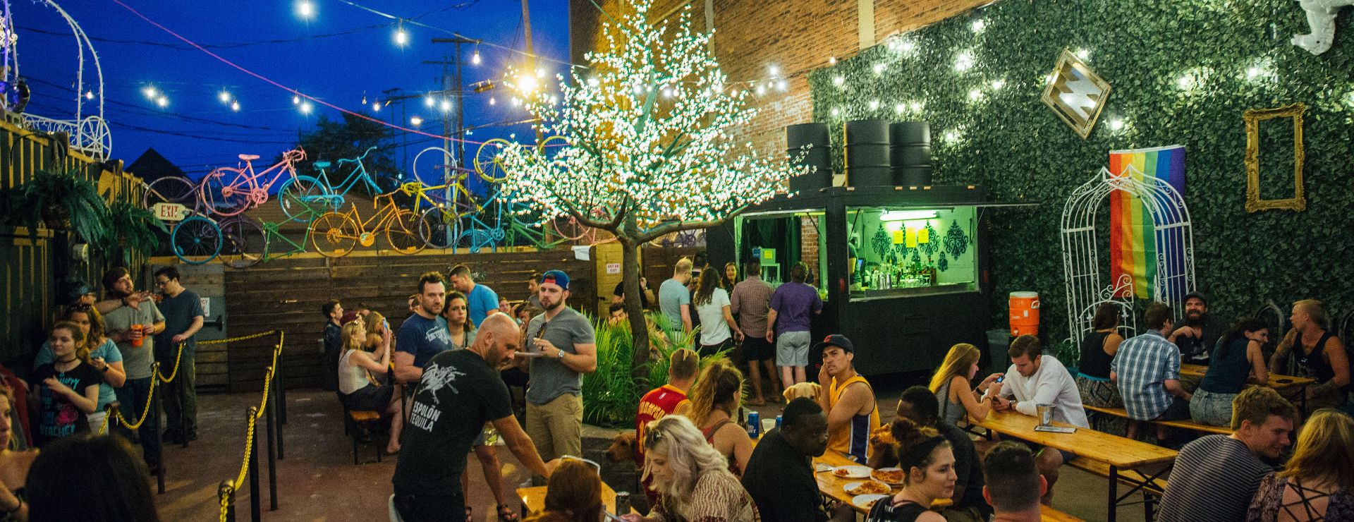 Nightlife in Columbus Bars, Live Music & Nightclubs