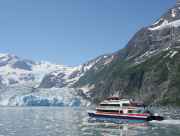 Glacier day cruise with Phillips in Prince William Sound
