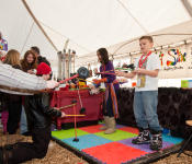 Kids Having Fun, Festival du Voyageur