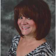 Toni Kosaris Headshot