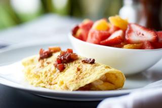 Louies Wine Dive Brunch