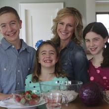 Meet Liz Heinecke, the Kitchen Pantry Scientist at Topeka Science & Tech Fest