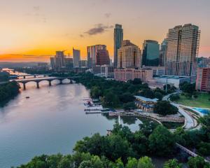 Austin_Interactive_Map_Widget_Sunset_Skyline_c3d2e602 a3af 42fe b0a2 993717927afb