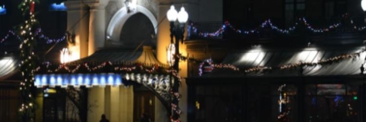 Amway Pantalind entrance holiday lights Amway Pantalind entrance holiday lights
