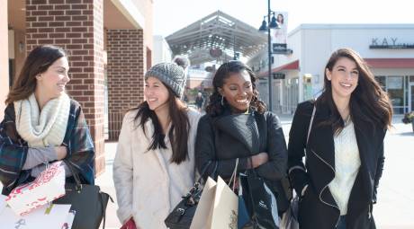 Holiday Shopping at Philadelphia Premium Outlets