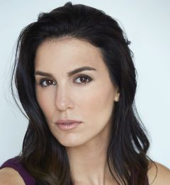 Christy Carlson Romono