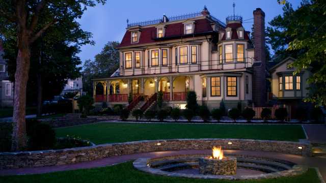 inns in newport beach