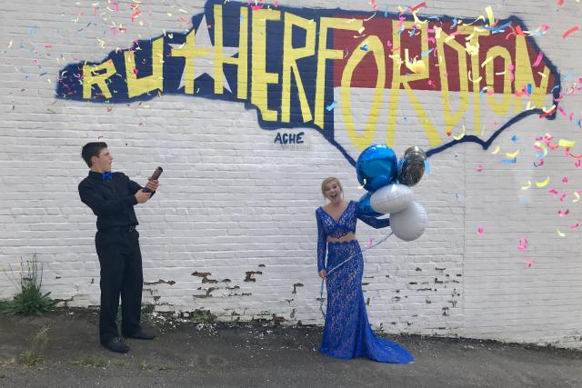 Rutherfordton Selfie Mural