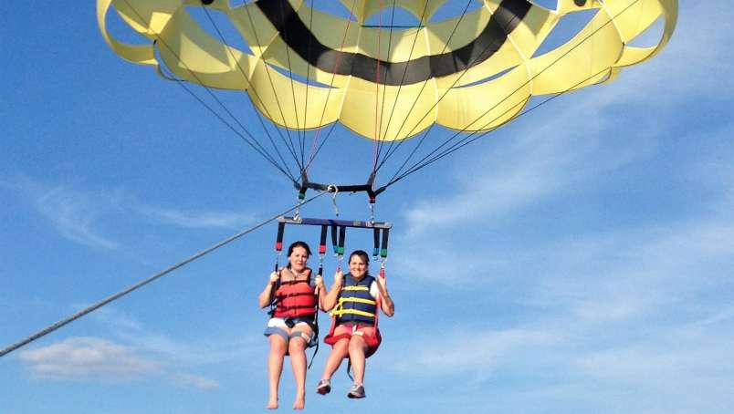 Block Island Parasailing