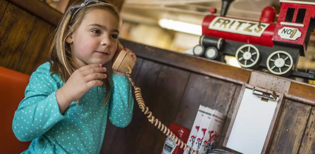 Kid Friendly Restaurants Visit Kansas City Fritz S Railroad Restaurant