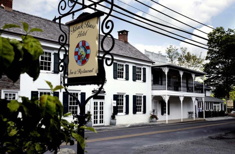 S Only Lodging In Bucks County Pennsylvania Black B Hotel