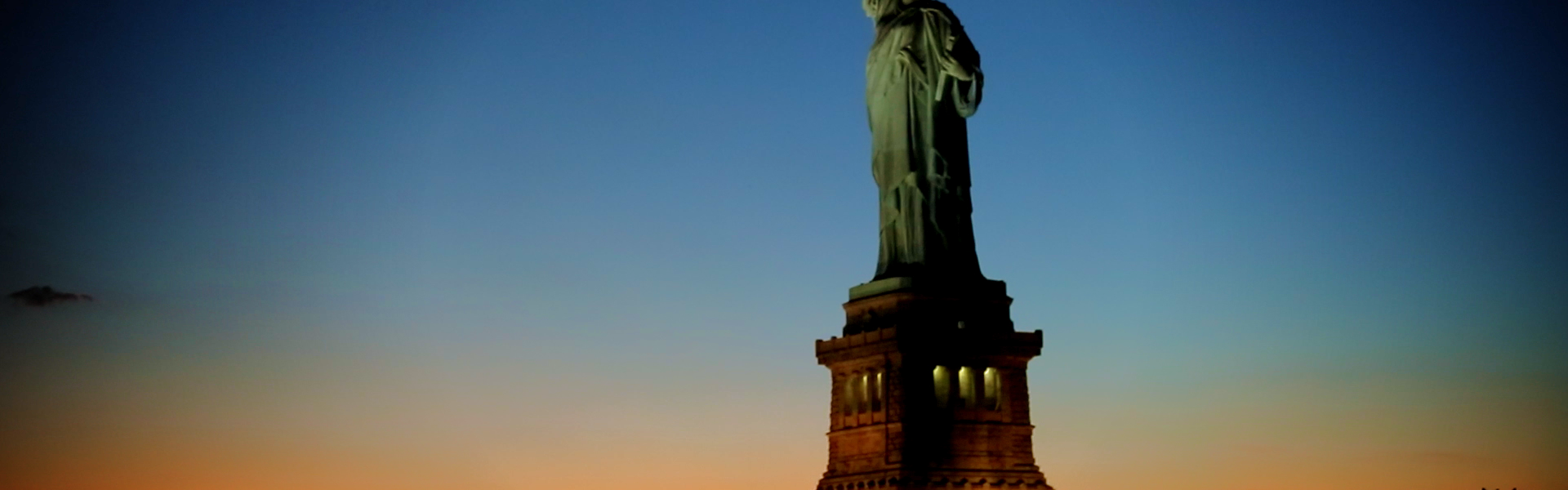StatueofLiberty_NYC_Screengrab_ICONIC_01