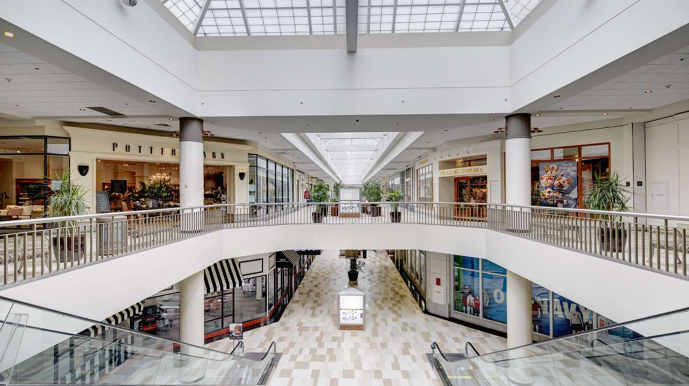 Shops in albany mall A collection of pictures of the actual storefronts behind the websites of camera and electronics dealers based in Brooklyn, NY (and Queens).
